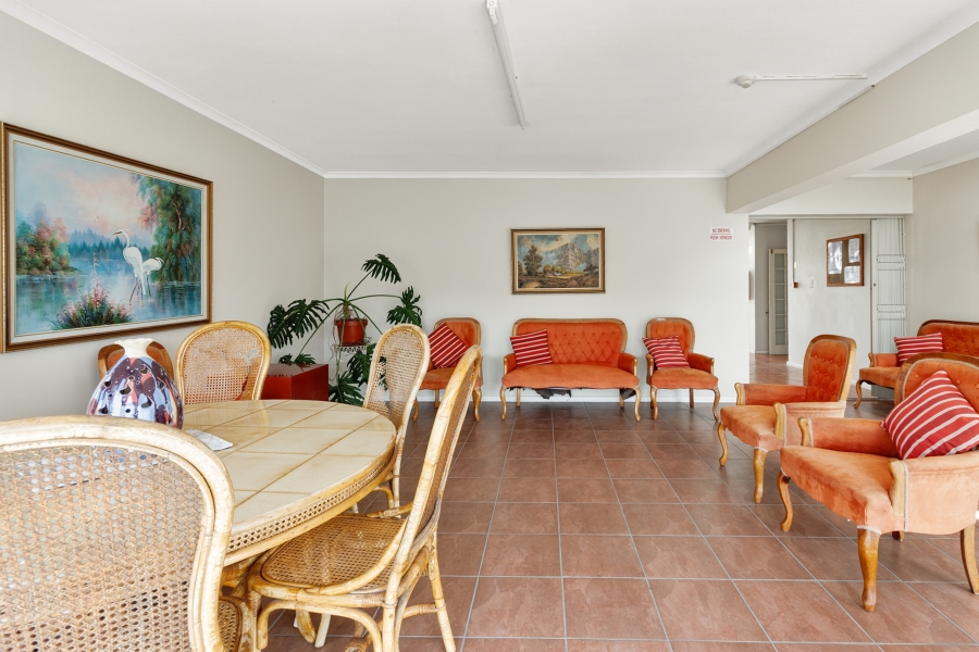 1 Bedroom Property for Sale in Van Ryneveld Western Cape